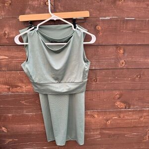 Epoque Evolution The One crop top / skirt set green sz M